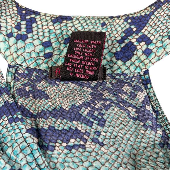 Fire Los Angeles Dress Women Size Large Blue & Turquoise Animal Scales Boho Mini - Picture 9 of 11